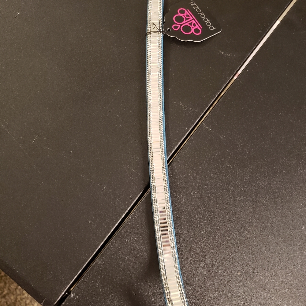 Paparazzi wrap bracelet with snap closure